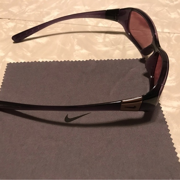 Nike Unisex Valiant Mirrored Oval Sport  Sunglasses Carmel Color - Picture 5 of 8